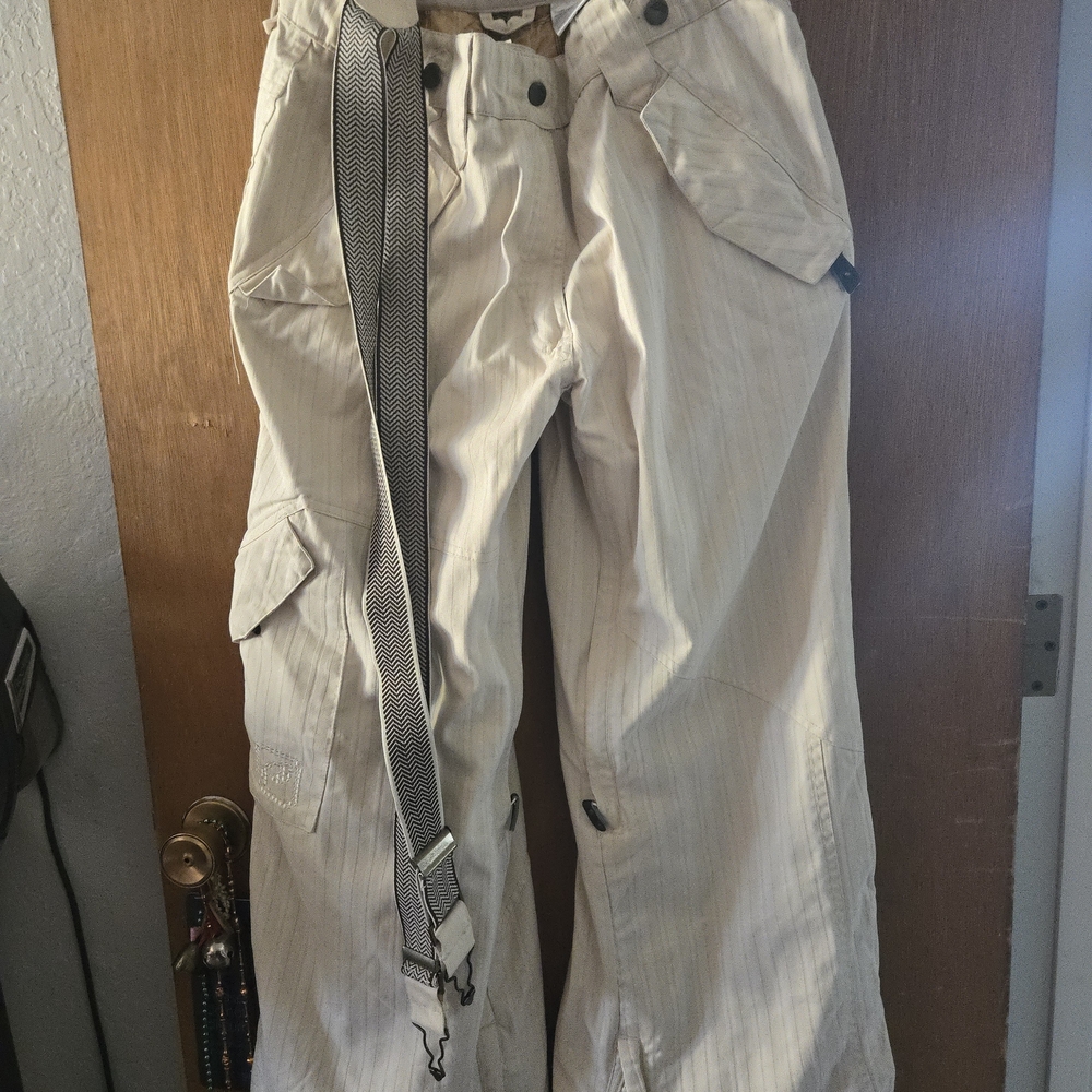 Stylish Women's Beige Cargo Pants with Belt